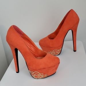 Salmon heels